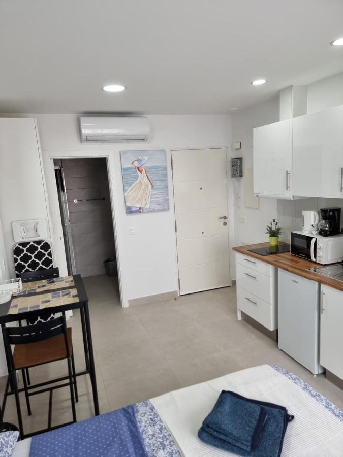 Apartamentos Elemar Free Luggage Storage Málaga Exterior foto